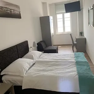 Hotel cápsula Rirooms